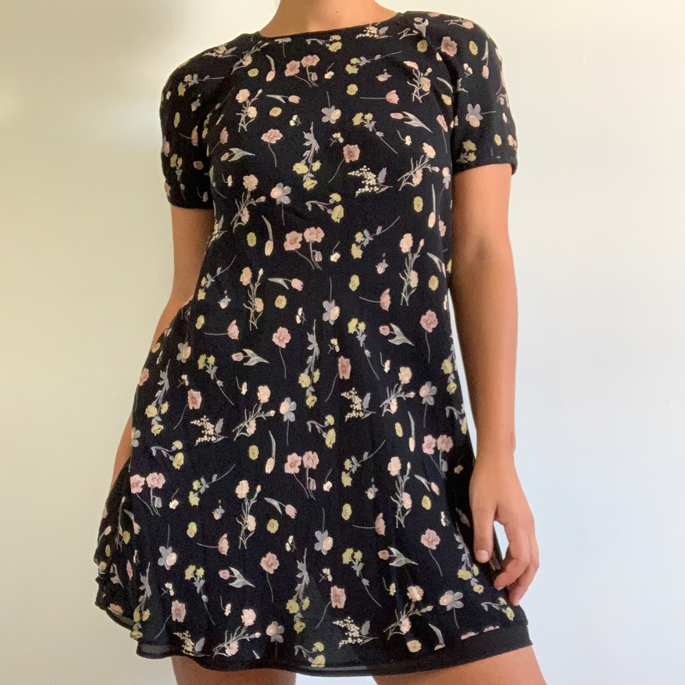 Liz Claiborne floral mini